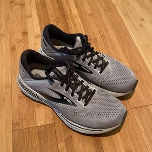 Brooks Adrenaline GTS22 Mens Running Shoes Size 9.5